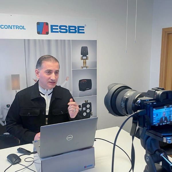 Mazen Ghoukeh  is kicking off the first sales meeting of 2026_600x600.jpg